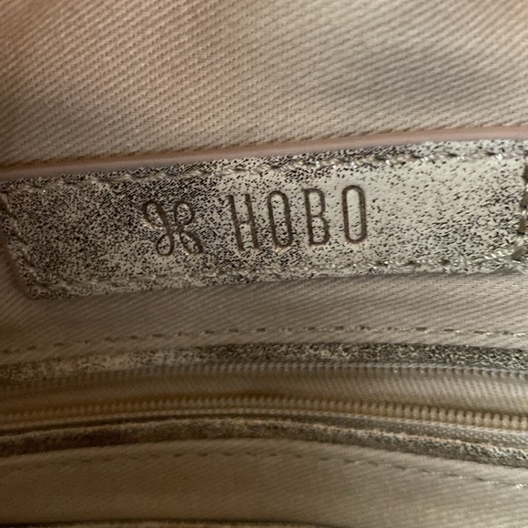 Hobo Speciality Hide Bag - Picture 2 of 3